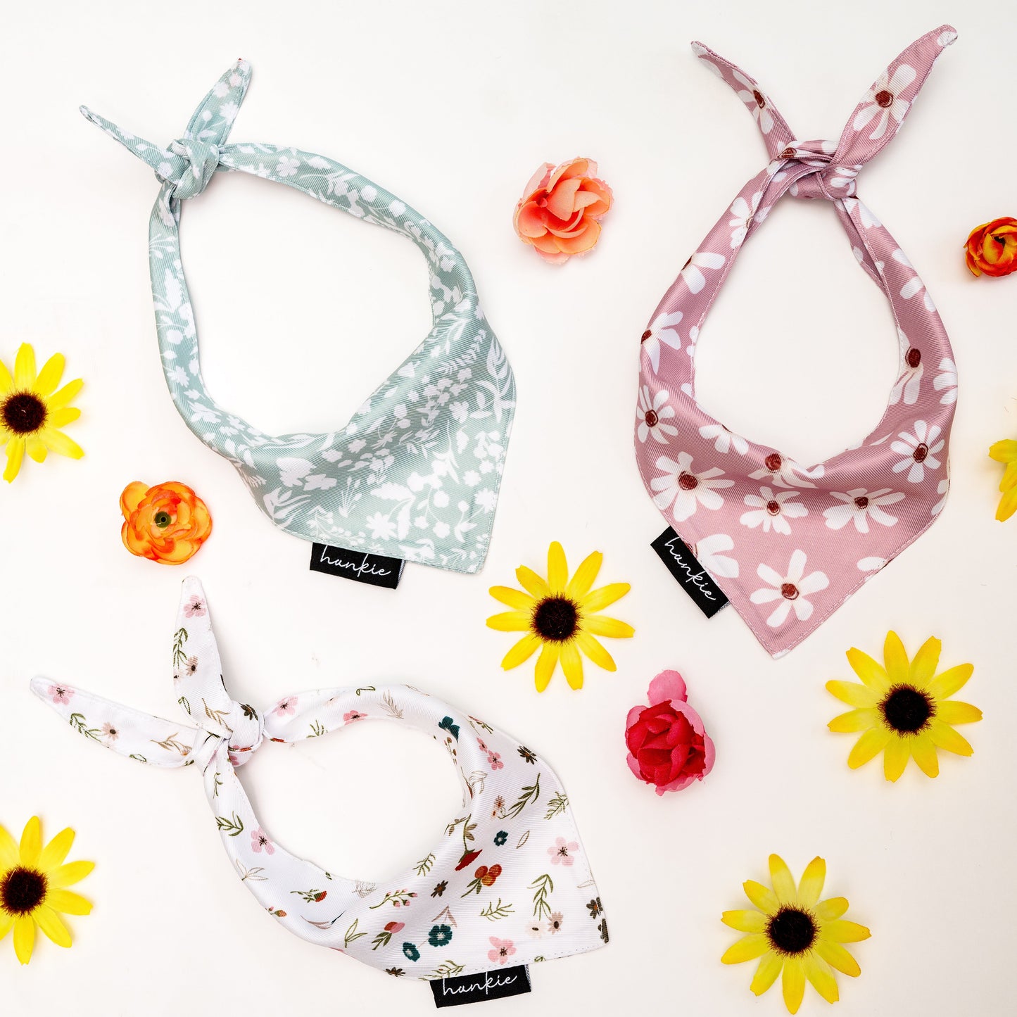 Cake By The Ocean Dog Bandana – Hankie Series