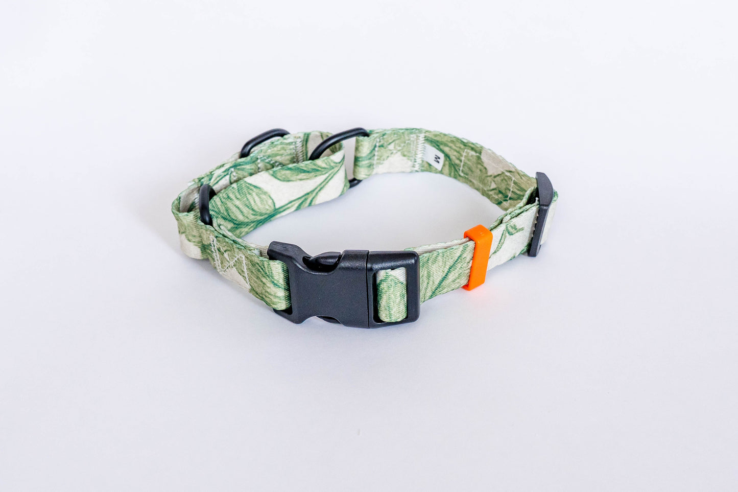 Off the Vine Martinglae Dog Collar