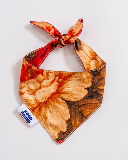 Santa Rosa dog bandana from Hood Hound, stylish and durable for puppies and dogs